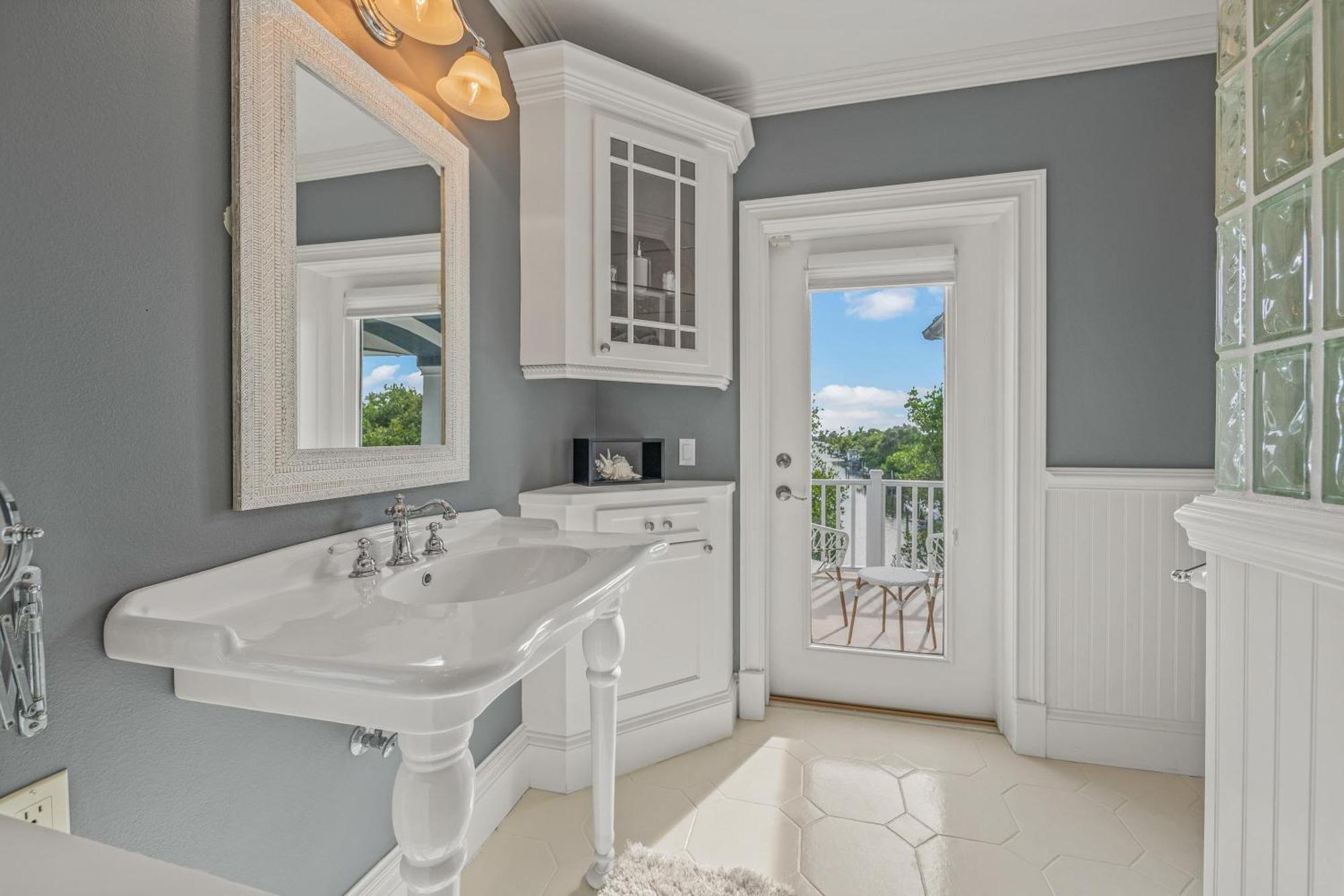 Castle Azul Villa Anna Maria Ngoại thất bức ảnh
